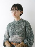 眼鏡女子メガネ女子黒髪ショート前髪ぱっつんマッシュショート