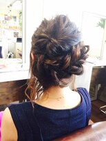 ダブル ヒッチ ヘア(W Hitch hair)&nbsp;アレンジヘア３