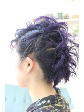 ヌードカラー(NUDE COLOR) 「 NUDE COLOR 」モヒカンアレンジ