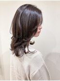 セミロングレイヤー グレージュ