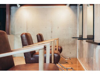 hair salon REGOLITH【ヘアーサロンレゴリス】