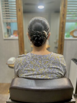 ベルトオブヴィーナス(Belt of venus) 艶シニヨンアレンジ