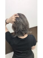 ムーブ(Moob)&nbsp;赤みを抑えて透明感抜群　グレージュカラー【別府】