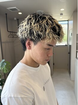 ヴァーブ(VAAB)の写真/人気の束感ウェットスタイルを最も得意とし、若い世代を中心に圧倒的支持を得ている!!