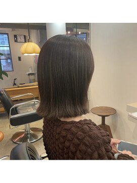 キキ(kiki) 切りっぱなしロブ