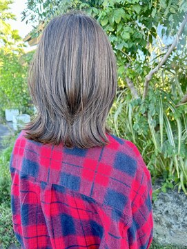 美容室 ルチア ハワイ(Luccica HAWAII) くびれミディアム