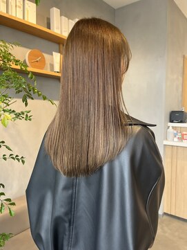 ペレ(pele) イルミナカラー ハイトーンベージュ ミルクティーカラー