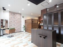 アトリエ ローナ(atelier Lo-nA haircare & design)の雰囲気（■内観　明るい店内でお客様をお迎えします♪）
