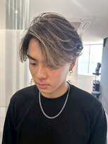 メンズサロン キング 心斎橋店(Men’s salon K!ng) ホワイトメッシュ/ツイスト/ツイスパ/パーマ/メンズ/眉毛/心斎橋