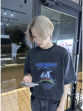 グランデ リー(GRANDE ly) ホワイトベージュカラー