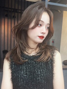 ユニー(uniii) レイヤーカットハイライトカラー