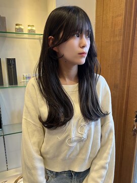 くびれヘア　韓国　ゆるふわロング　艶髪　美髪　後れ毛