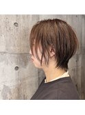 ショートボブ×ベージュ