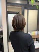 トウ(tou.)&nbsp;大人可愛いひし形ボブレイヤー/くすみブラウン/30代40代50代