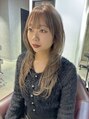 タノ(tano)&nbsp;レイヤーいっぱいのハッシュカット！ワンカールでカワイイ◎