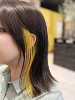 スピラ アサヒガオカ(SPiRA ASAHIGAOKA) 【小顔にみせるミニボブ★】切りっぱなしボブ×インナーイエロー