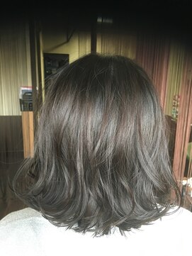ヘアーエヌプラス (HAIR N+) 外ハネ巻き&ミックス巻き3 グレーベージュ イメチェン