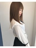 《ＳＨＥＲＰＡ》ミルクベージュにミディアムストレート＊