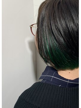 カリーナコークス 原宿 渋谷(Carina COKETH) インナーカラー/グリーン/ダブルカラー/ケアブリーチ/オージュア