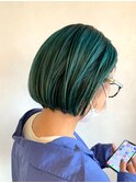 Belle BIANCA 丸みボブ/ブリーチ/グリーンカラー by マツモト