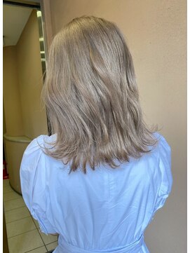 ルーブ トウキョウ(Loob. TOKYO) 《池袋》ハイトーンベージュ08