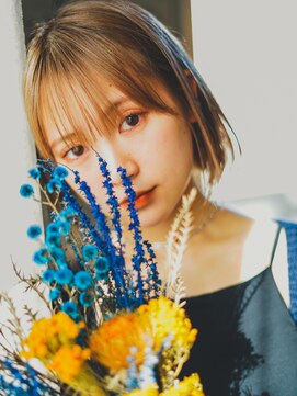 ライラ(Lyla) 透明感　ヘルシーフラットボブ