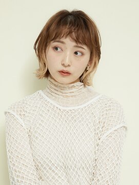 エンタク 新宿三丁目店(enntaku) ケアブリーチ/グラデーションカラー/ペールベージュ[新宿三丁目]