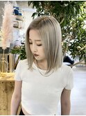 シルバーベージュ