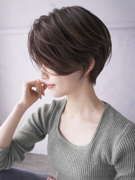 デューヘアー(due hair) ラフショート