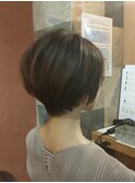 リフトアップショートボブ