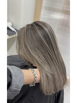 レイ(Ray)&nbsp;２回目以降ご来店バレイヤージュ(デザインカラー)