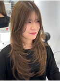ハイライトカラーミルクティーベージュレイヤーカット