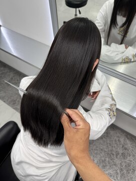 イオエ 心斎橋(ioe) 髪質改善トリートメント20代30代40代【髪質改善】