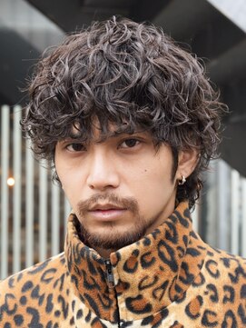 フィフス 天神大名(fifth) 天神メンズパーマフェザーパーマシャドウパーマセンターパート