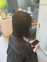 クク(coucou) 伸ばしかけにオススメ!外はねミディアムボブレイヤー