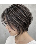 ロア 江坂(LOA)&nbsp;大人かっこよく白髪を活かす