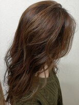 ララ(LALA)&nbsp;ブリーチ無し★低ダメージでハイライトカラー