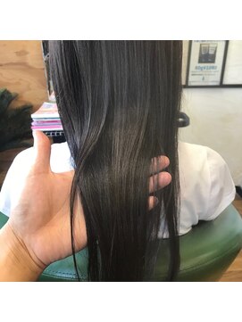 シャラ美容室 スモークグレイ