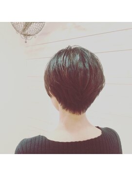 モニファ(Monifa) ショートスタイル