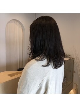 ミュゼリーブル(Musee libre) 鎖骨下レイヤー