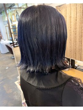 トロニー(TLONY) ブルーブラック　stylist/miaki