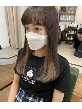 アンダーバーホワイトモデ 河内長野(_WHITE mode) ◎イヤリングカラーベージュ大人ロングヘア20代30代