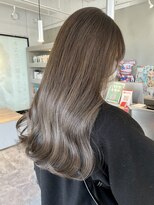 リトバイプティパ(Lit by petit-pas) "Olive gray beige"