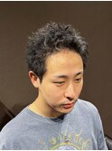 黒髪短髪 ビジネスセイムレイヤーベリーショート アップバング