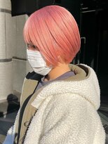 ベレーザシェルト(Beleza scelto)&nbsp;3183耳だしショートピンクビビッドカラーグクマッシュウザバング