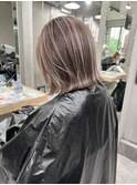 ベージュハイライトバレイヤージュ