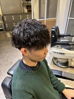 クオンヒール(QUON HEAL)&nbsp;縦落ちツイストスパイラルパーマ無造作マッシュ