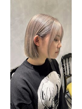 レヴィ 神楽坂(Levi) パールカラー