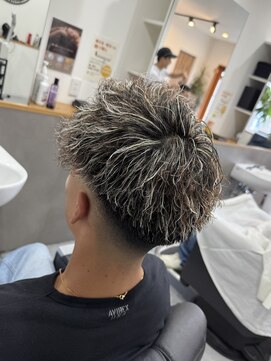 縁 ハナレ(en 870) ホワイトメッシュスパイク