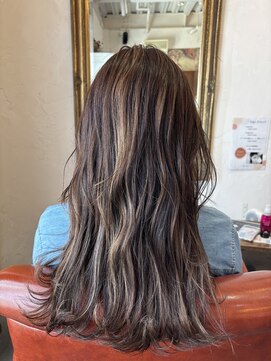 白髪ぼかしハイライト